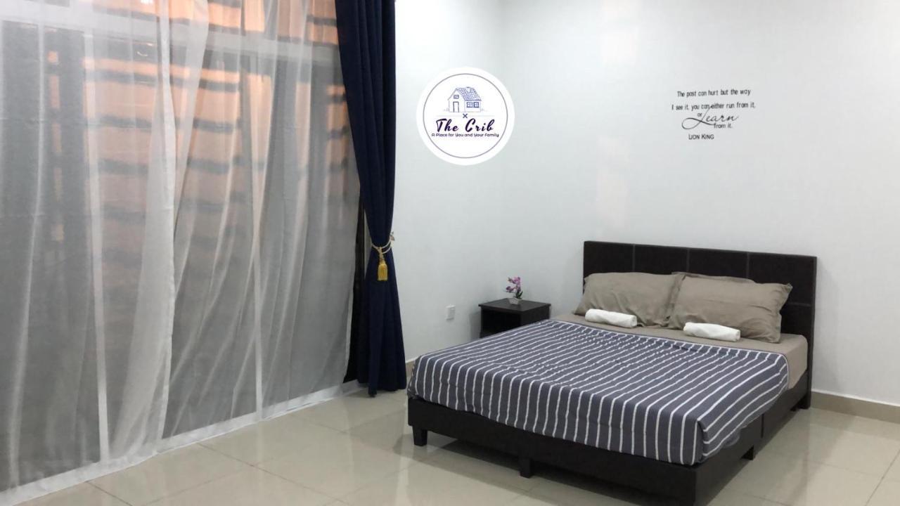 The Crib @ Holiday home *